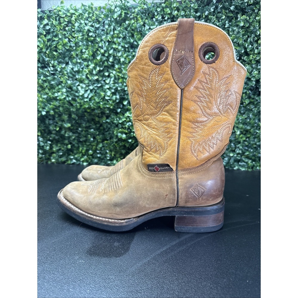 Red Diamond wide square toe western boots Women's Size 5.5